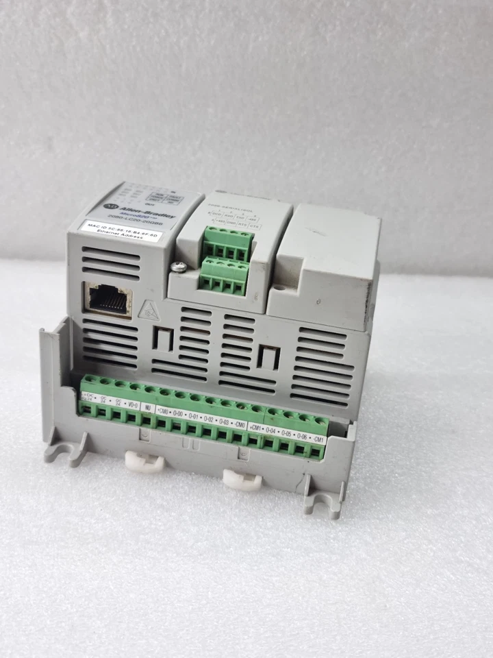 ALLEN BRADLEY MICRO820 2080-LC20-20QBB ETHERNET IP WITH 2080-SERIALISOL MODULE